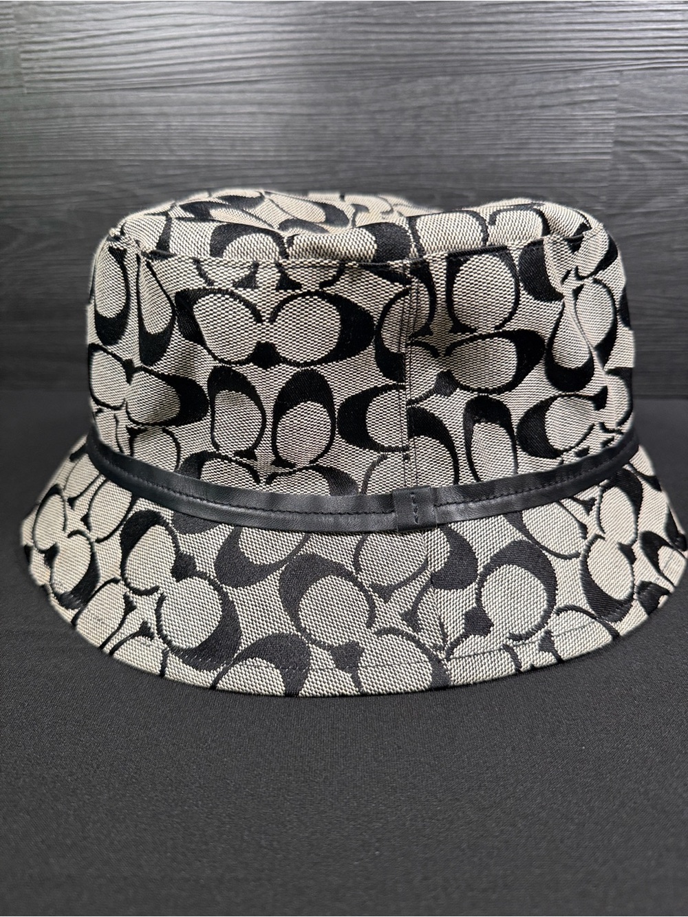 ✨ 100% AUTHENTIC VINTAGE Coach Signature C Monogram Bucket Hat | M/L ✨